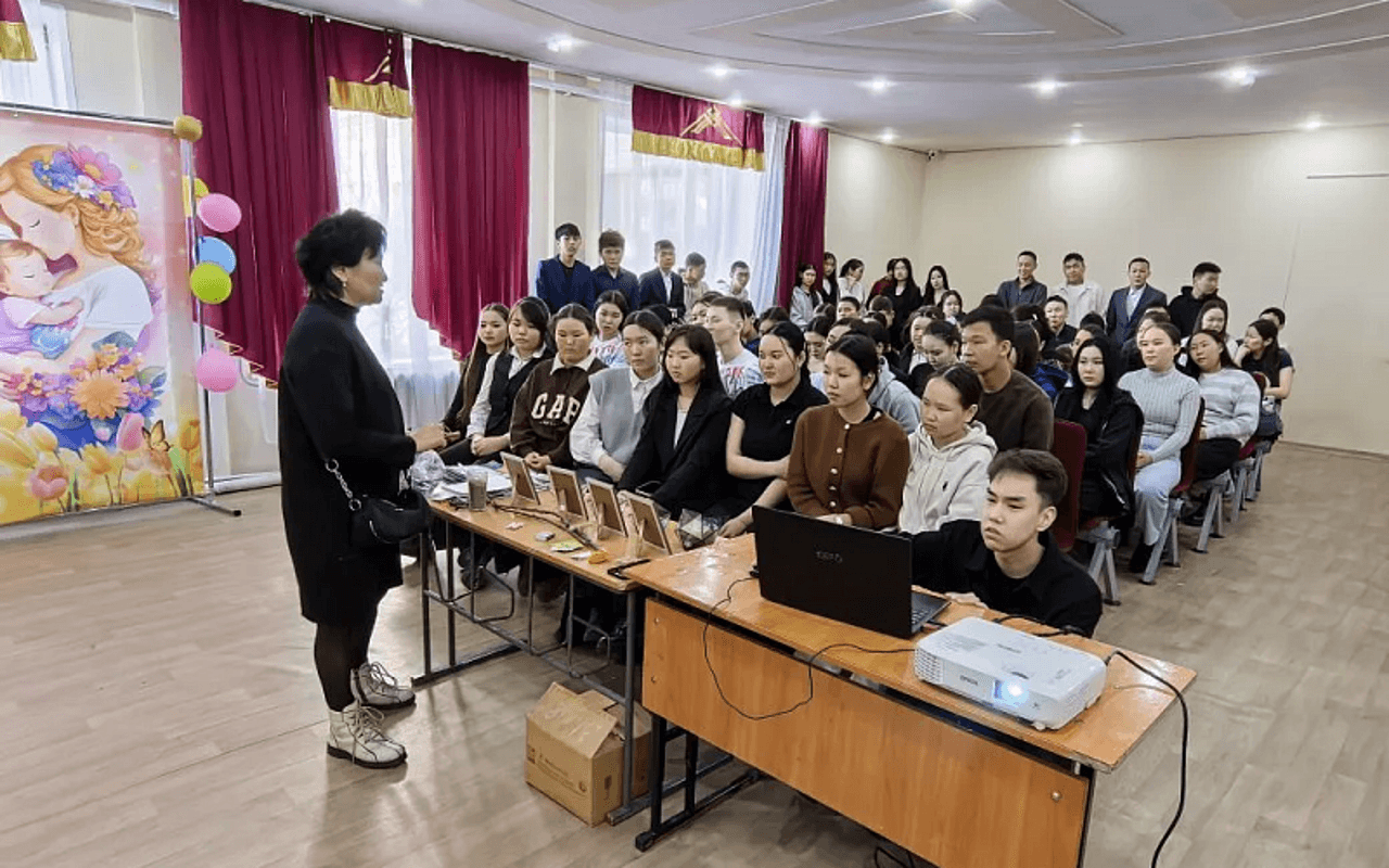 ТувГУ провел профориентацию в Бай-Тайгинском районе